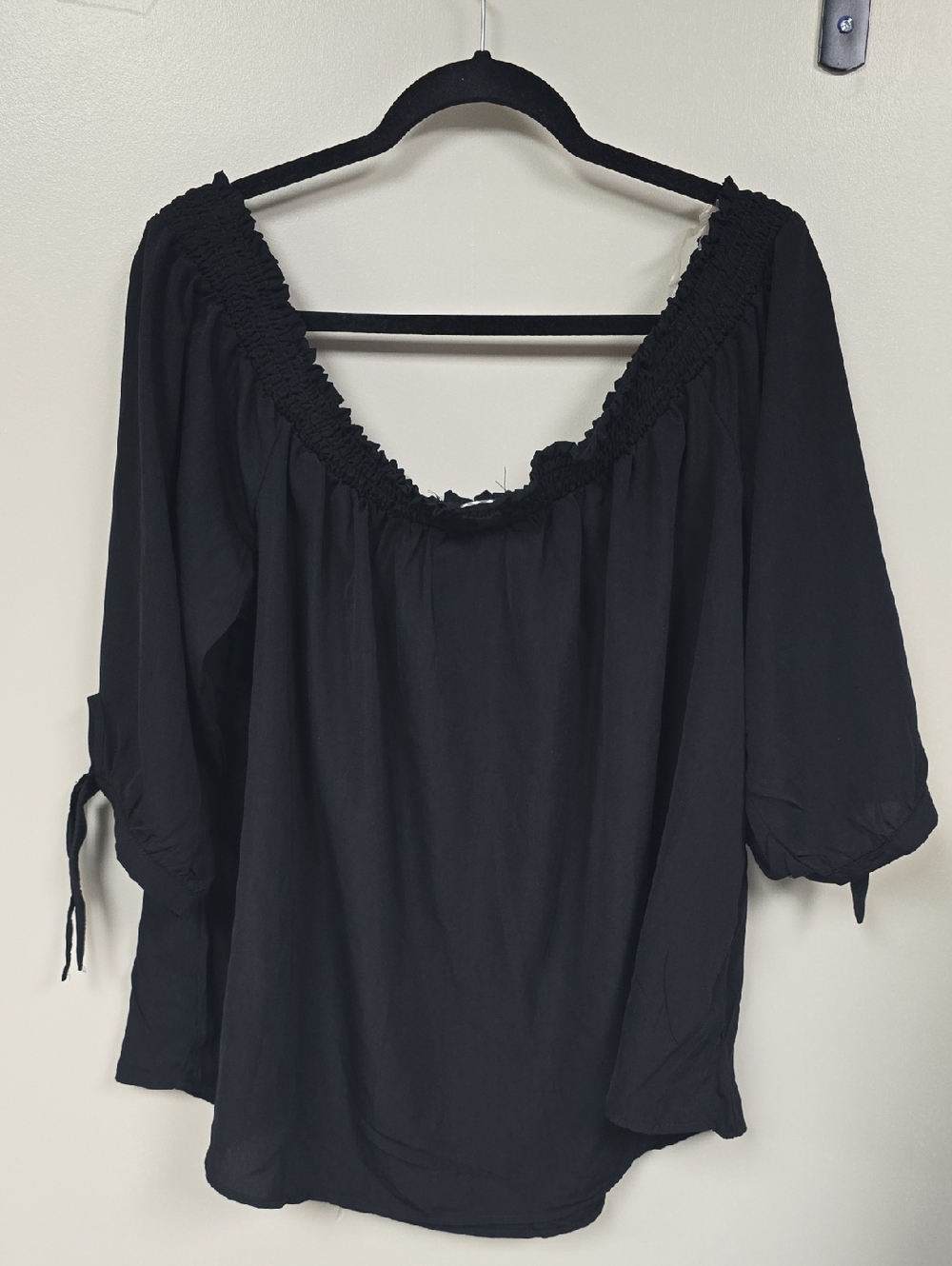 Rue21 Black Off-Shoulder Peasant Top with Tie Sleeves